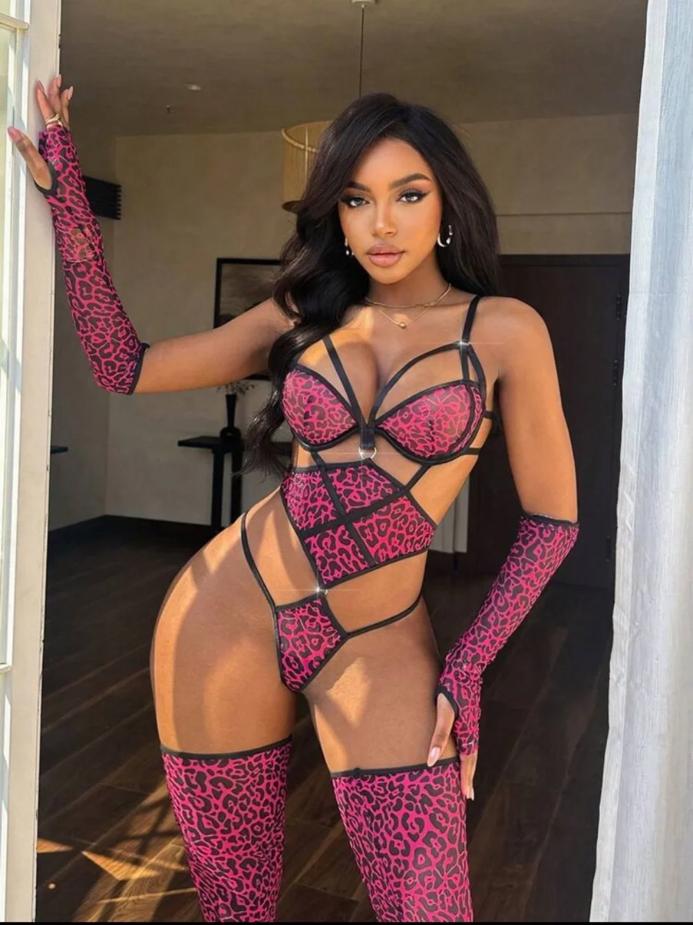Women’s 5 PC Pink Leopard Strappy Lingerie Set